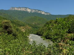 Rioni upė prie Žoneti